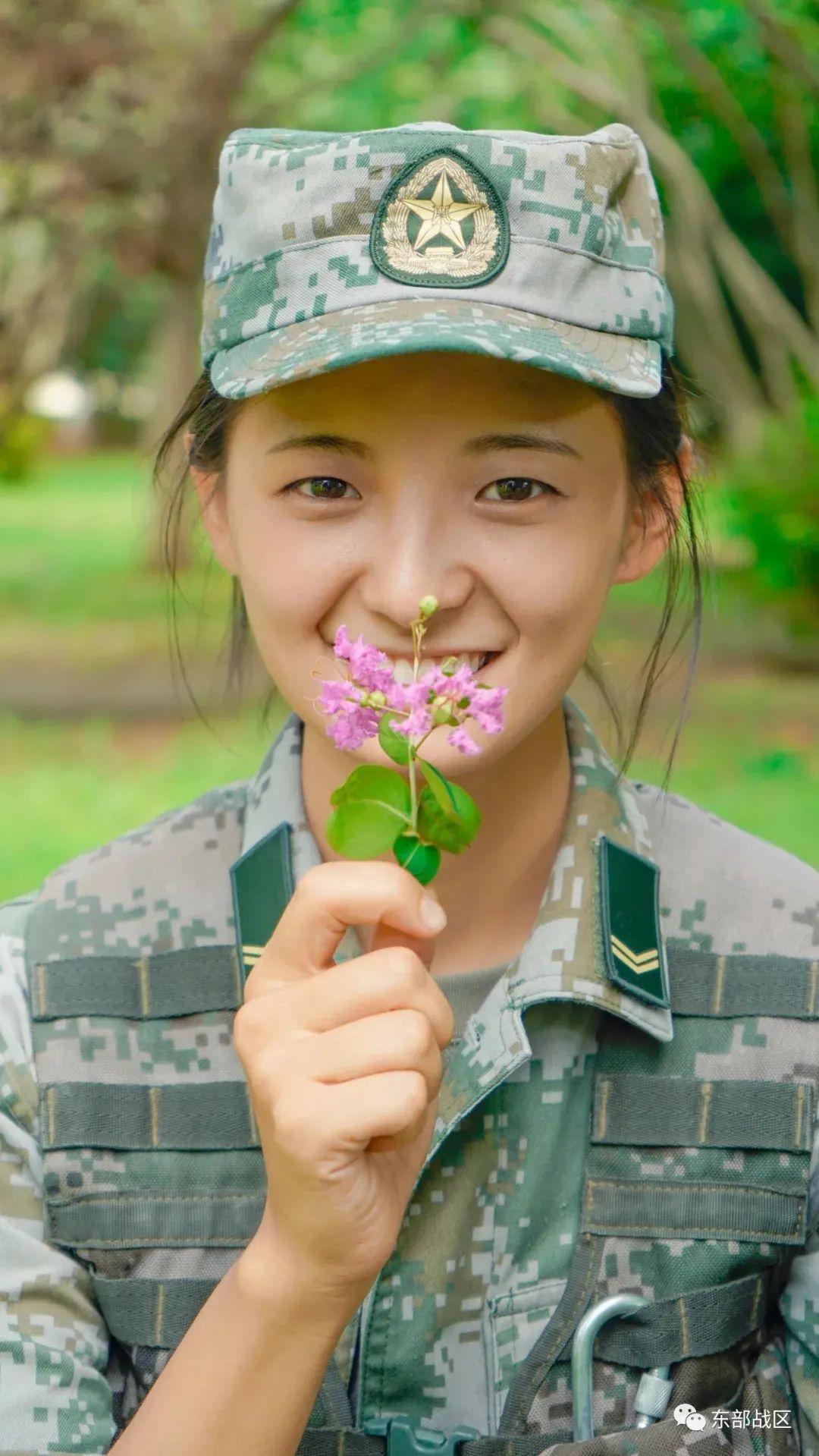 兵姐兵哥的退伍写真