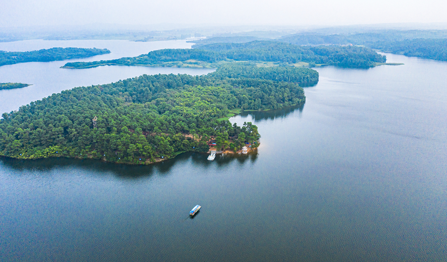 "飞阅"中国丨碧水安澜岱山湖