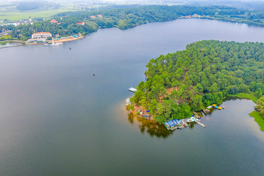 "飞阅"中国丨碧水安澜岱山湖