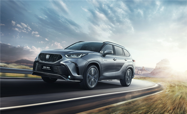 对比汉兰达，皇冠陆放优势在这三个地方！