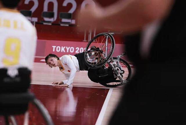 豪取六连胜!中国轮椅女篮双杀卫冕冠军,决赛摘银却遭球迷乱喷休闲区蓝鸢梦想 - Www.slyday.coM 豪取六连胜!中国轮椅女篮双杀卫冕冠军,决赛摘银却遭球迷乱喷休闲区蓝鸢梦想 - Www.slyday.coM