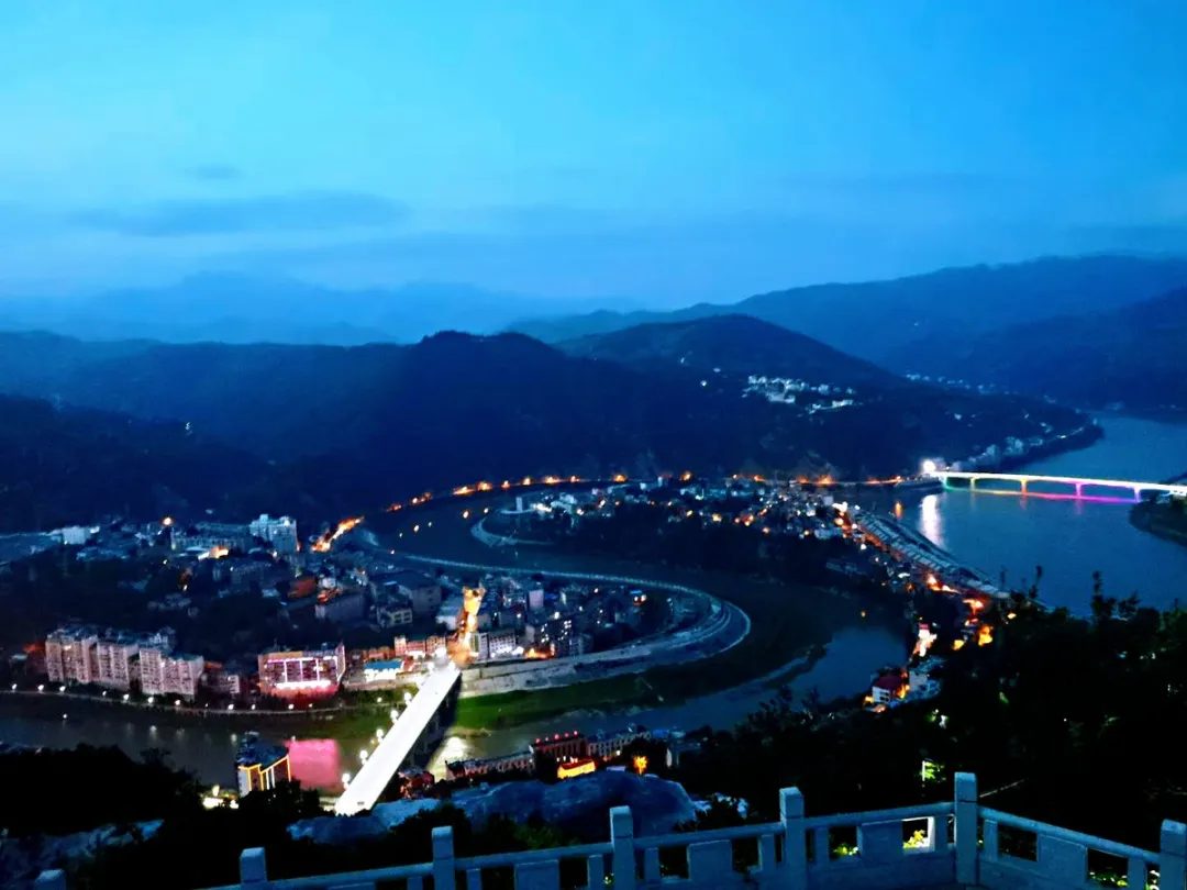 国内最惊艳的天然太极城,私藏着罕见的景色!你去过吗?