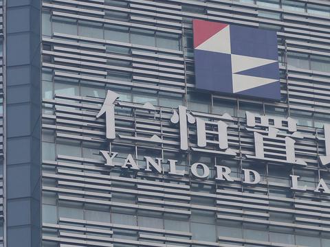 仁恒置地陷入业主投诉漩涡：被指“捆绑”高价装