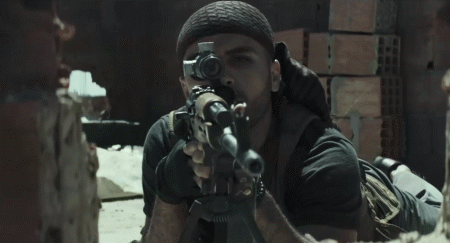 狙击手所说的上打头下打脚的原理是什么