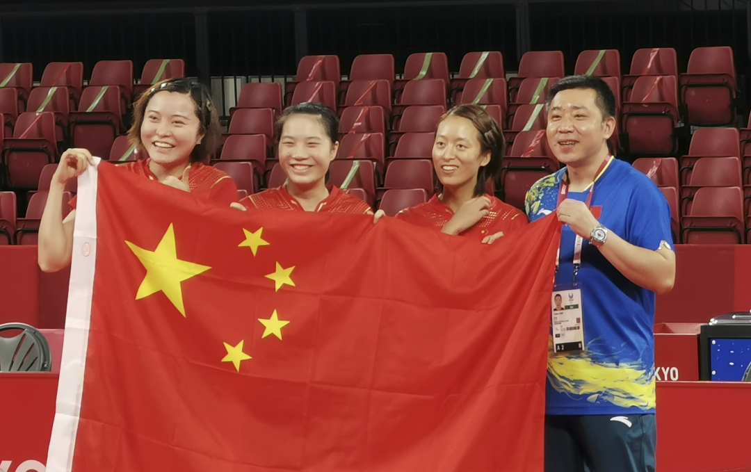 一个失去左腿，一个失去右腿，然而……东京残奥会上，来自成都的他们令人感动振奋！休闲区蓝鸢梦想 - Www.slyday.coM