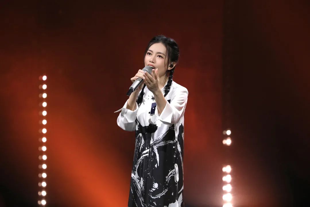 蒋凡醒在梦境里着调专访