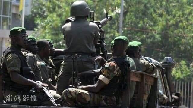 几内亚发生军事政变成立军政府 承诺和平过渡休闲区蓝鸢梦想 - Www.slyday.coM