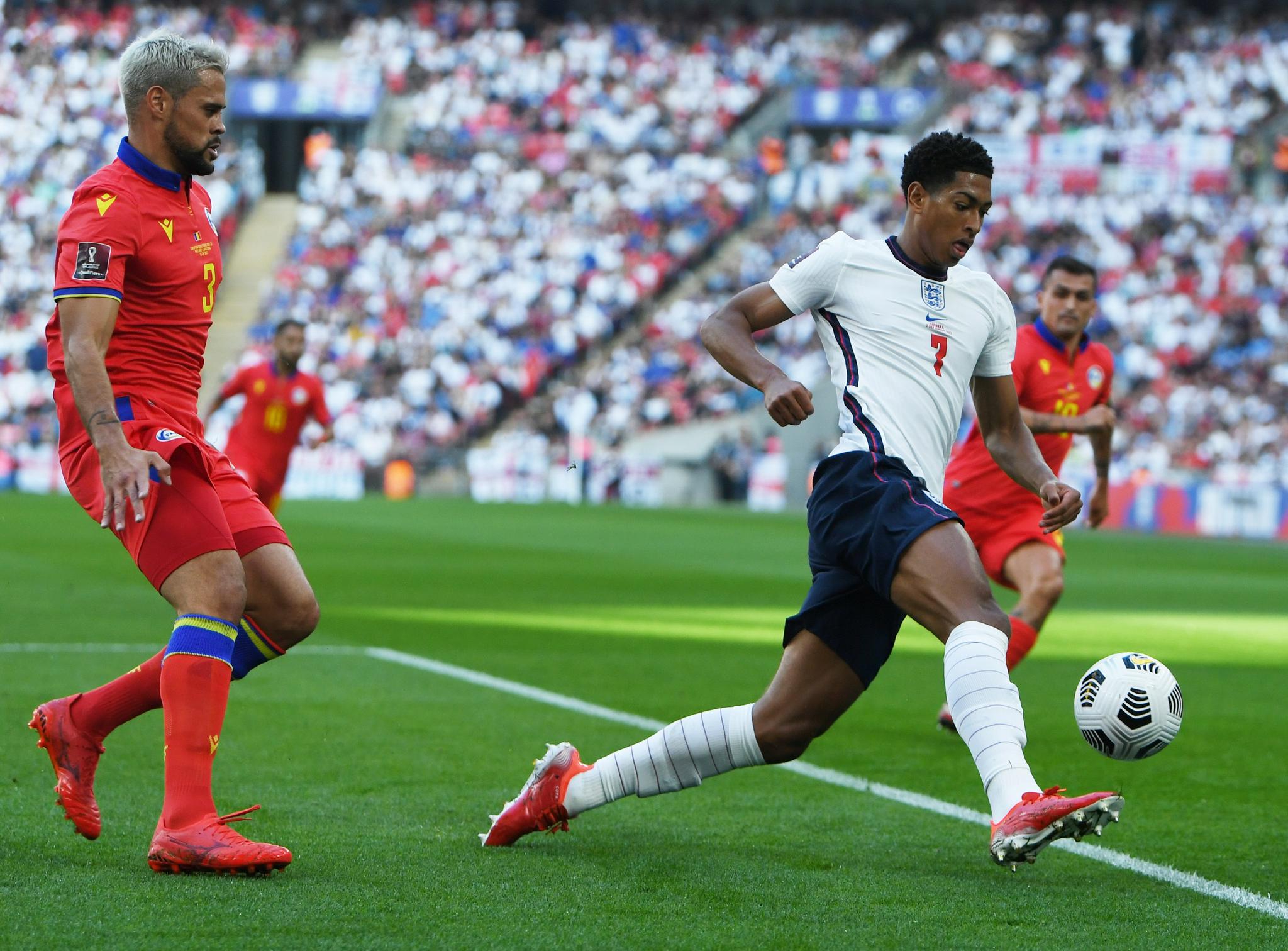 足球——世界杯预选赛:英格兰胜安道尔