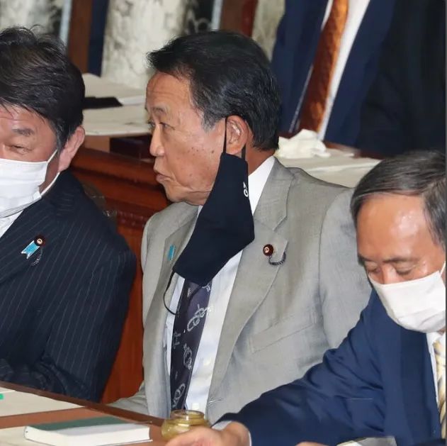 一场 混战 要开始了 锐参考 菅义伟 自民党 新浪新闻 一场 混战 要开始了 锐参考 菅义伟 自民党 新浪新闻