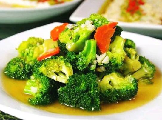 放假在家孩子每天吃肉长胖10斤,多吃绿色菜,美味健康休闲区蓝鸢梦想 - Www.slyday.coM 放假在家孩子每天吃肉长胖10斤,多吃绿色菜,美味健康休闲区蓝鸢梦想 - Www.slyday.coM