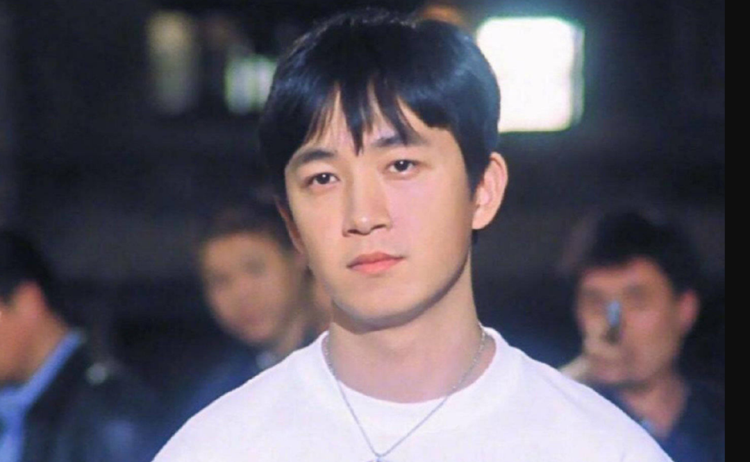 谁说扁头一定长得丑?这5位明星告诉你,扁头星人也能有超高颜值_不八卦会死星人_新浪博客