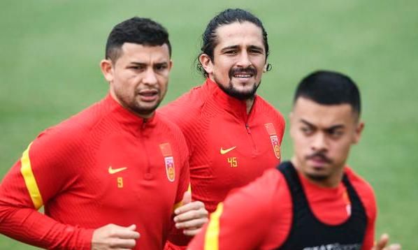 李铁VS森保一 到底谁的压力更大?休闲区蓝鸢梦想 - Www.slyday.coM 李铁VS森保一 到底谁的压力更大?休闲区蓝鸢梦想 - Www.slyday.coM