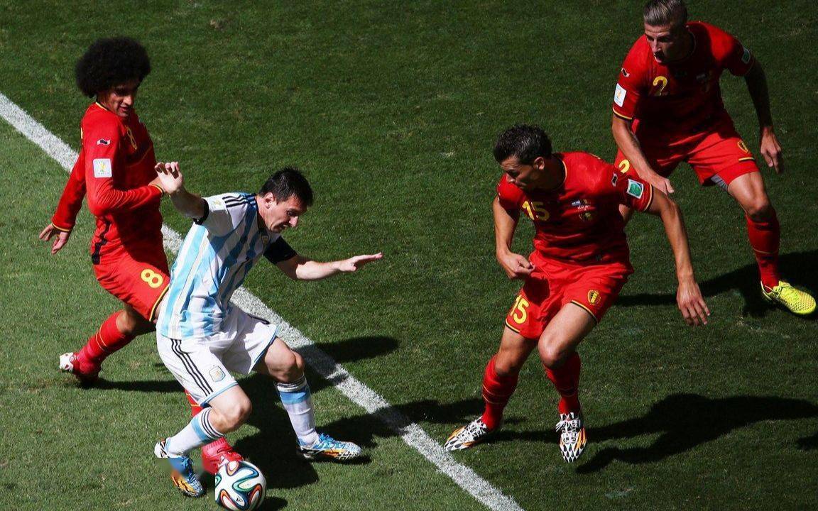 职业足球运动员出多少汗?他们如何保持水分?