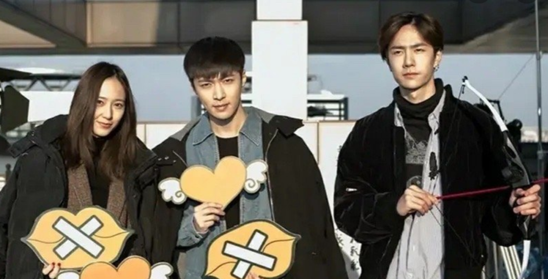 张艺兴疑在《这街》抄袭?王一博当面指出,并用同样的动作回应休闲区蓝鸢梦想 - Www.slyday.coM 张艺兴疑在《这街》抄袭?王一博当面指出,并用同样的动作回应休闲区蓝鸢梦想 - Www.slyday.coM