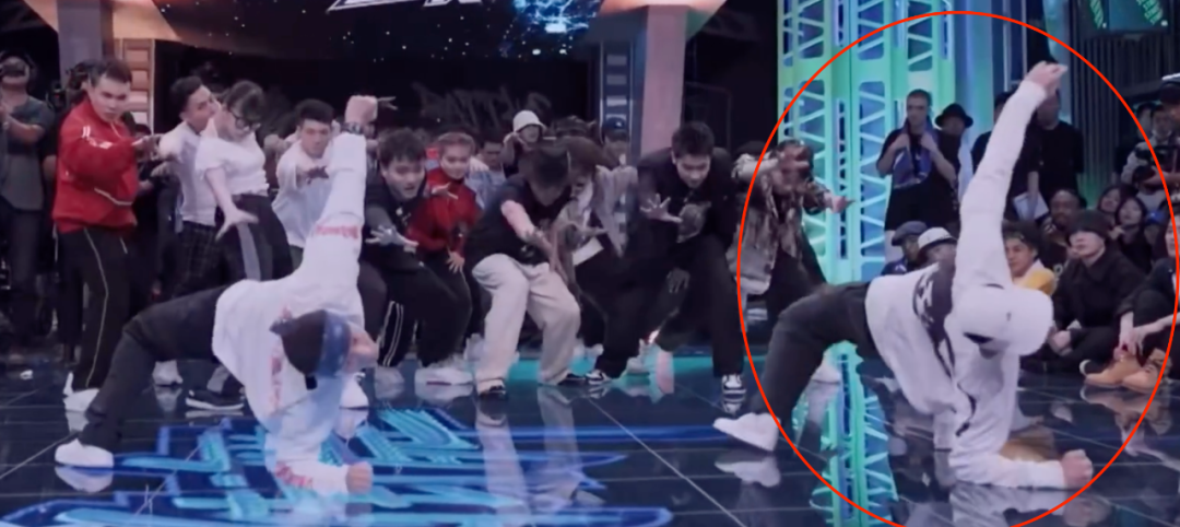 张艺兴疑在《这街》抄袭?王一博当面指出,并用同样的动作回应休闲区蓝鸢梦想 - Www.slyday.coM 张艺兴疑在《这街》抄袭?王一博当面指出,并用同样的动作回应休闲区蓝鸢梦想 - Www.slyday.coM