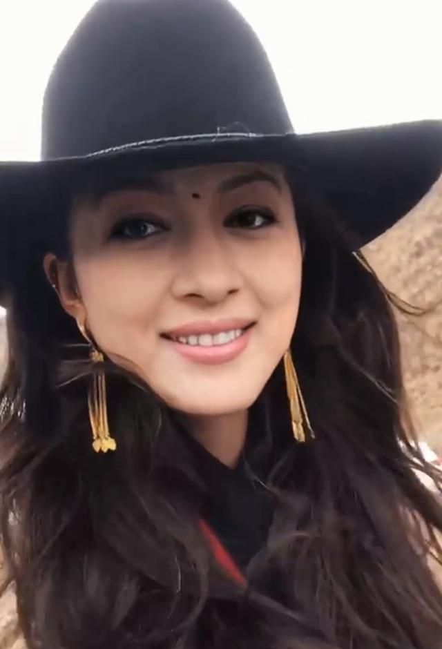 林以真息影27年罕露面55岁仍美貌如花嫁富豪儿女双全太幸福