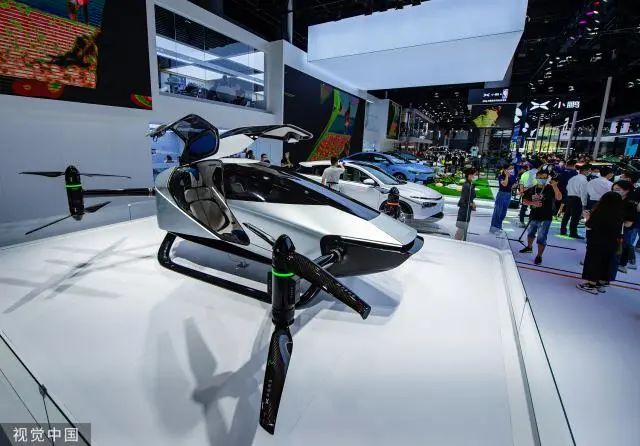 小鹏发布机器马特斯拉造机器人车企都疯了