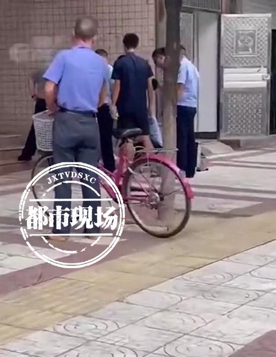 皮箱藏尸？！江西泰和发生一起重大刑事案件，警方发布协查通报休闲区蓝鸢梦想 - Www.slyday.coM