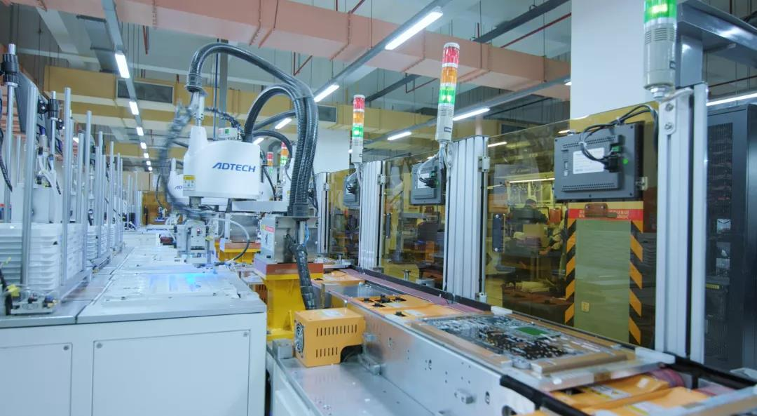 英业达自动化产线