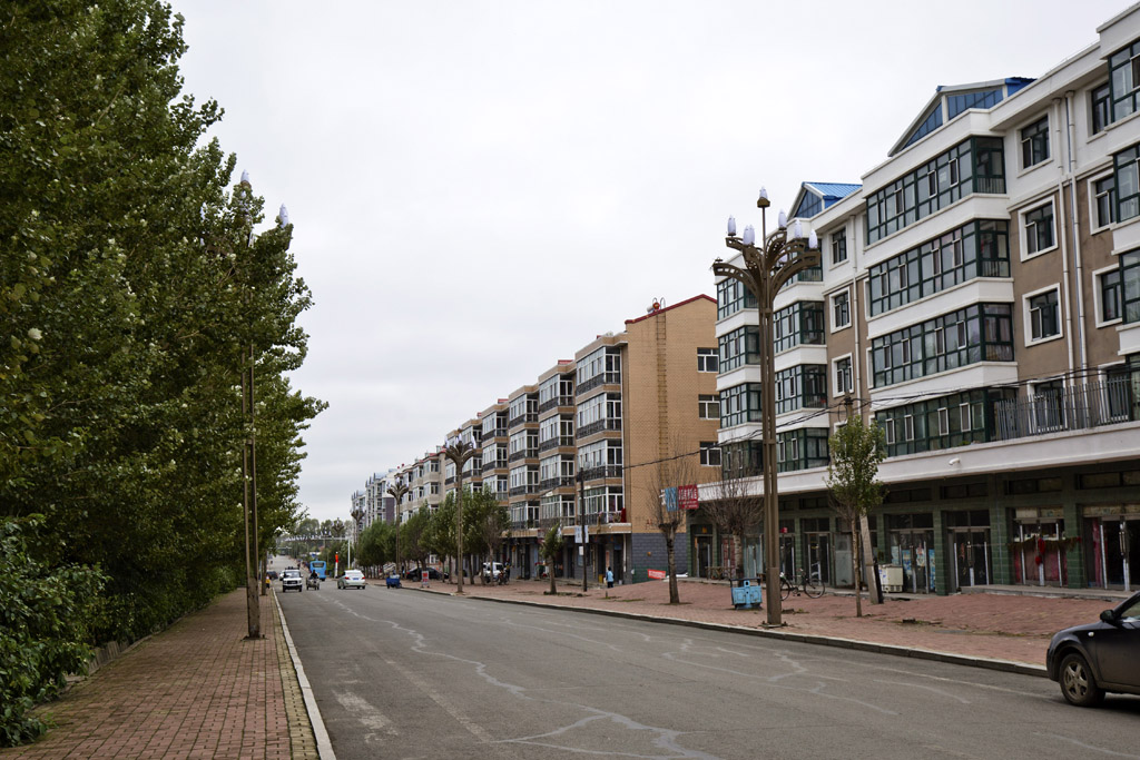 时隔五十年再次来到曾挥洒过青春汗水的黑土地二龙山农场