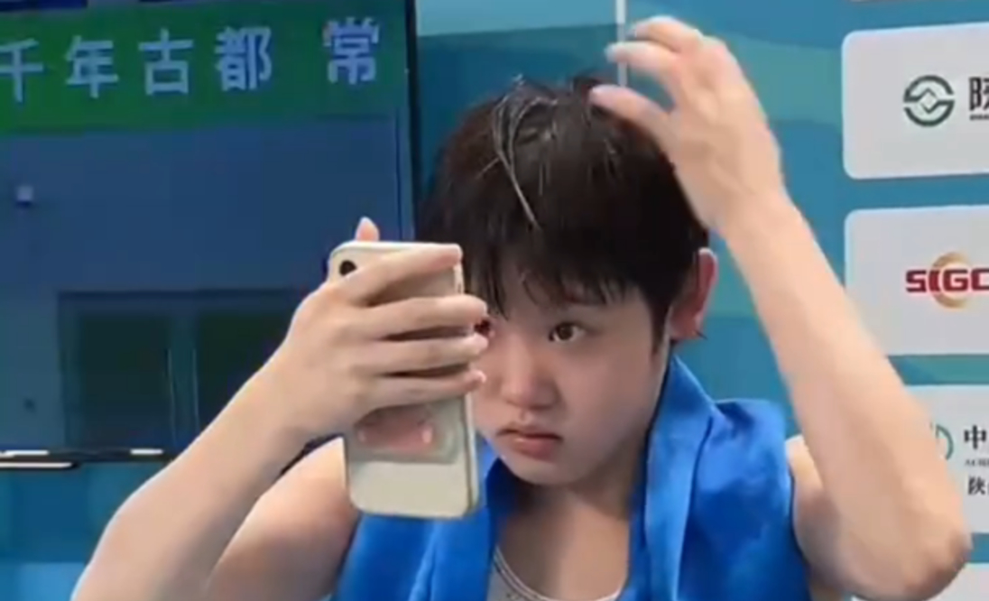 全红婵艰难夺第一！陈芋汐说出“真相”，张家齐整理发型太可爱休闲区蓝鸢梦想 - Www.slyday.coM