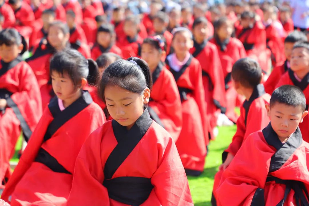 筑梦起航共铸辉煌泰安博文明德学校举办新生入泮礼仪式