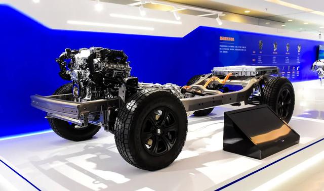 坦克500的3.0T有多强？红旗HS7们没走好的路，被它彻底打通了休闲区蓝鸢梦想 - Www.slyday.coM