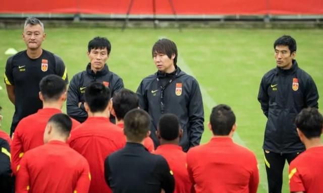 国足0:1小负日本后!内部表态惹争议,李铁上热搜,退钱哥很满意休闲区蓝鸢梦想 - Www.slyday.coM