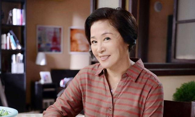 45岁的她当保姆9年,被雇主求婚3次没动心:做老婆不如当保姆|李秀华