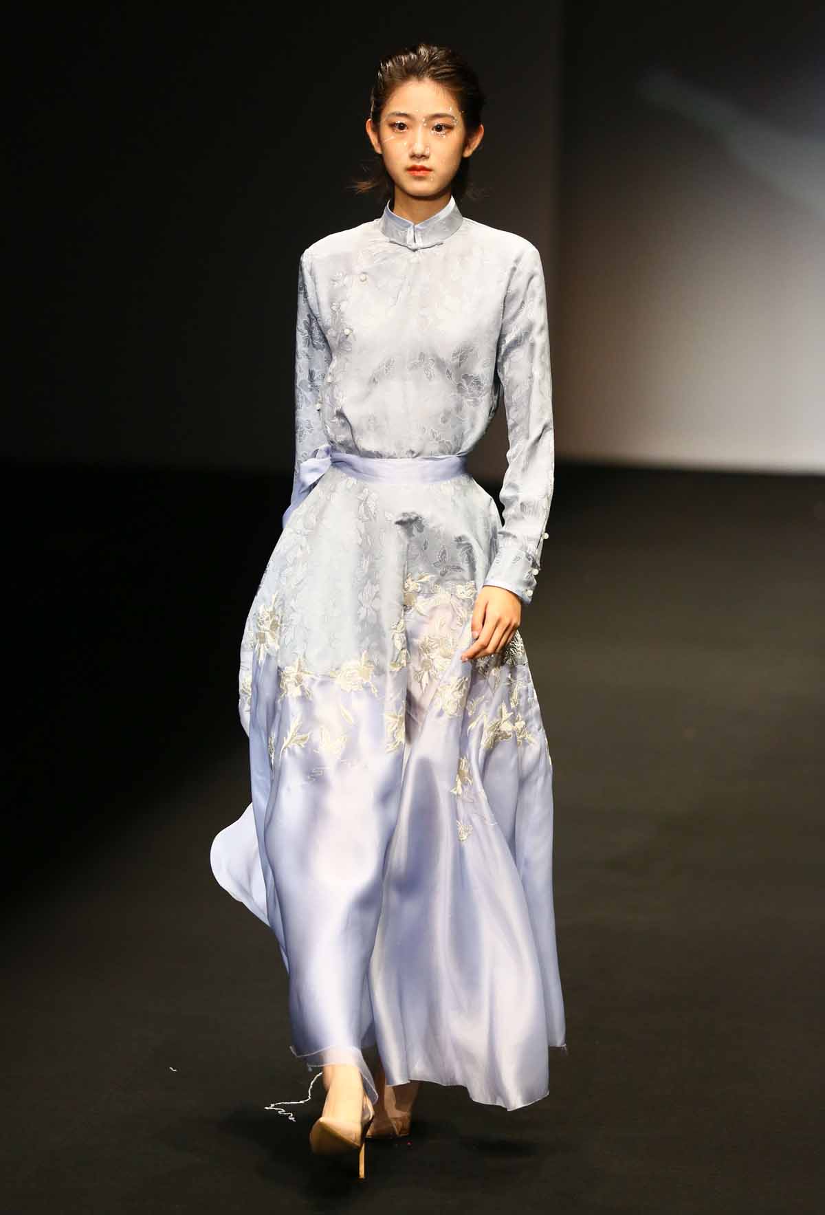 设计师张彦携新作亮相2022春夏系列中国国际时装周|张彦|中国国际时装