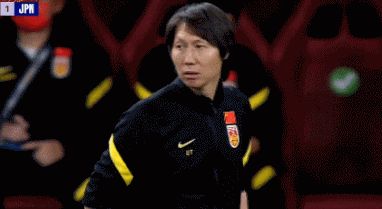 国足0:1小负日本后!内部表态惹争议,李铁上热搜,退钱哥很满意休闲区蓝鸢梦想 - Www.slyday.coM