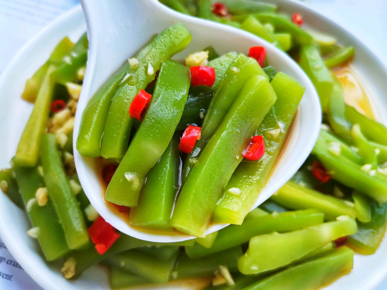 鲜香下饭的凉拌莴笋丝快手5分钟就上桌清凉爽口还解腻