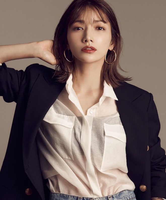 挑战中国风的妆容,后藤真希,旗袍和中国风妆容还是很有冲击力的