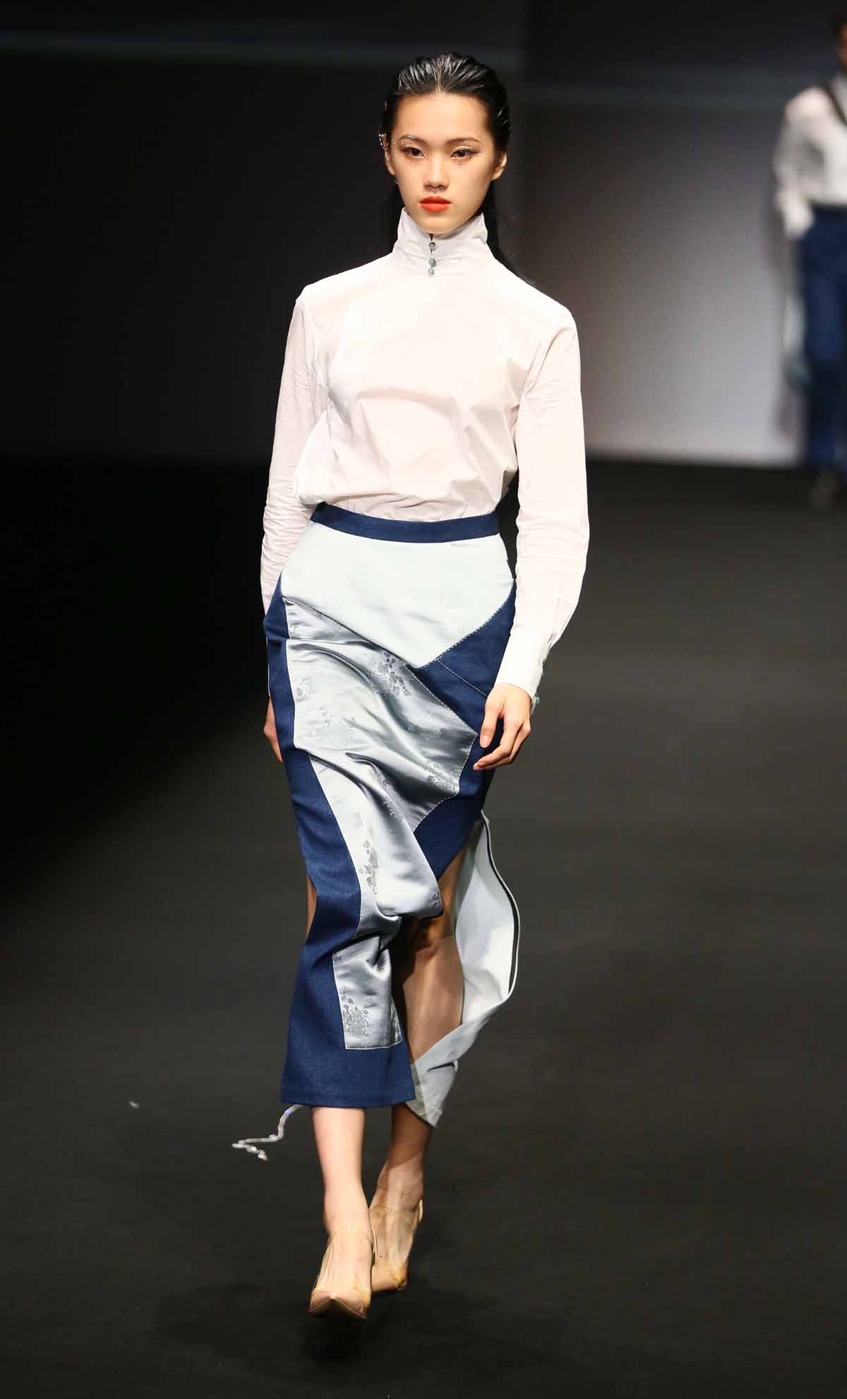 设计师张彦携新作亮相2022春夏系列中国国际时装周|张彦|中国国际时装