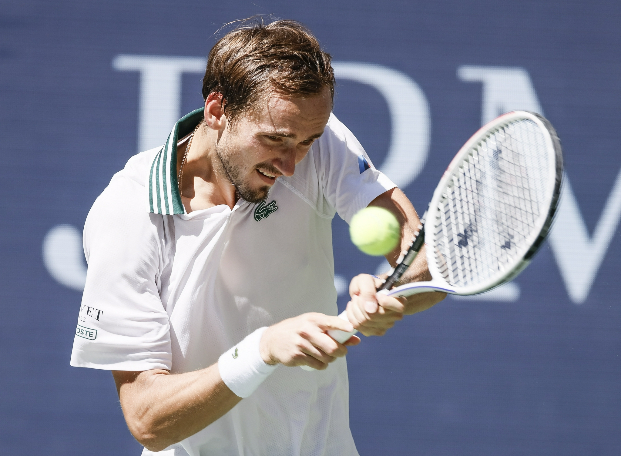 网球——美网:梅德韦杰夫晋级半决赛