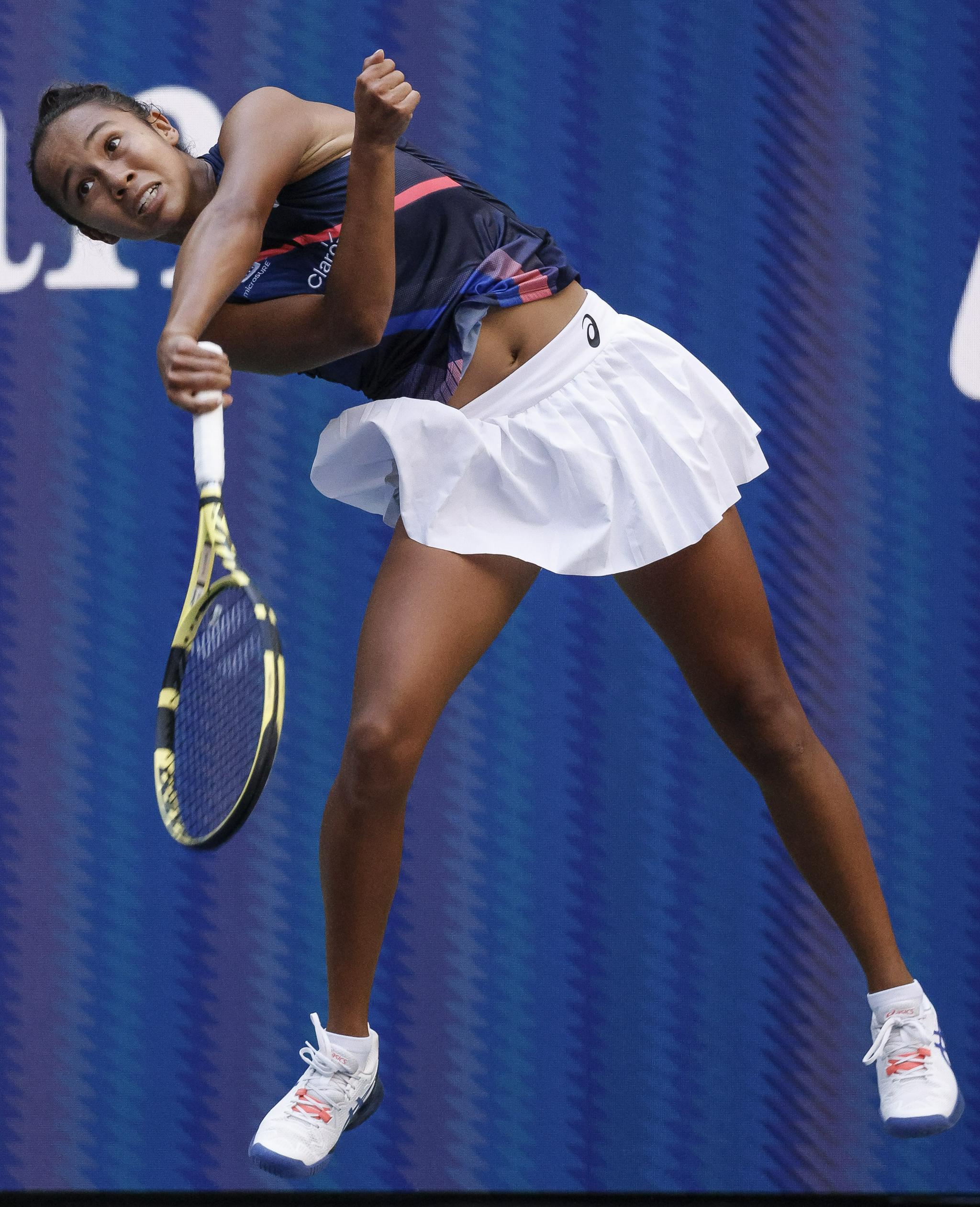 网球——美网:费尔南德斯胜斯维托丽娜