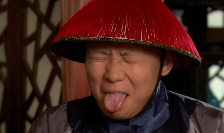 还记得《甄嬛传》里的小允子吗?现在是社会大哥?