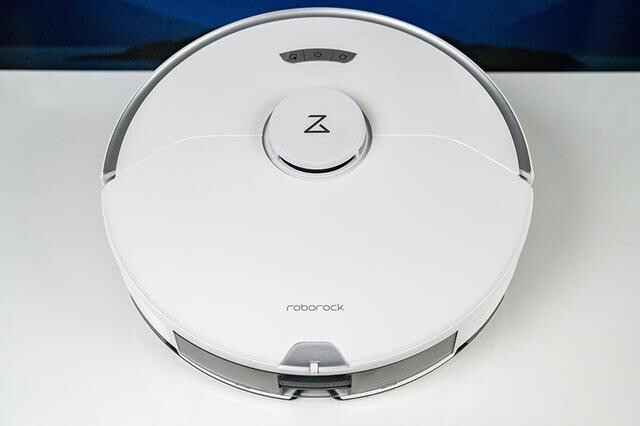 2017年,石头扫地机器人s5获得台湾地区金点设计奖;2019年,石头扫地