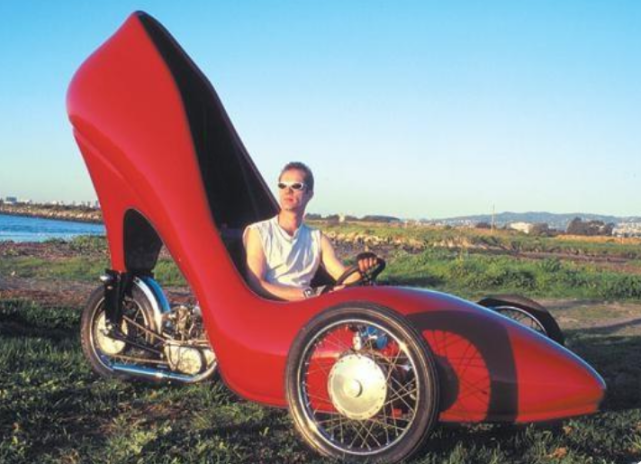 5大奇葩汽车:第二辆高跟鞋上造汽车,最后一辆时速1227.99公里