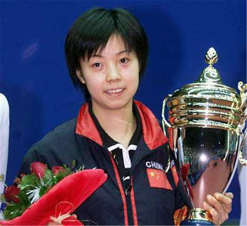 网友偶遇张怡宁,她陪女儿参加乒乓球比赛,要培养下一个大魔王?|张怡宁|大魔王|女儿_新浪新闻