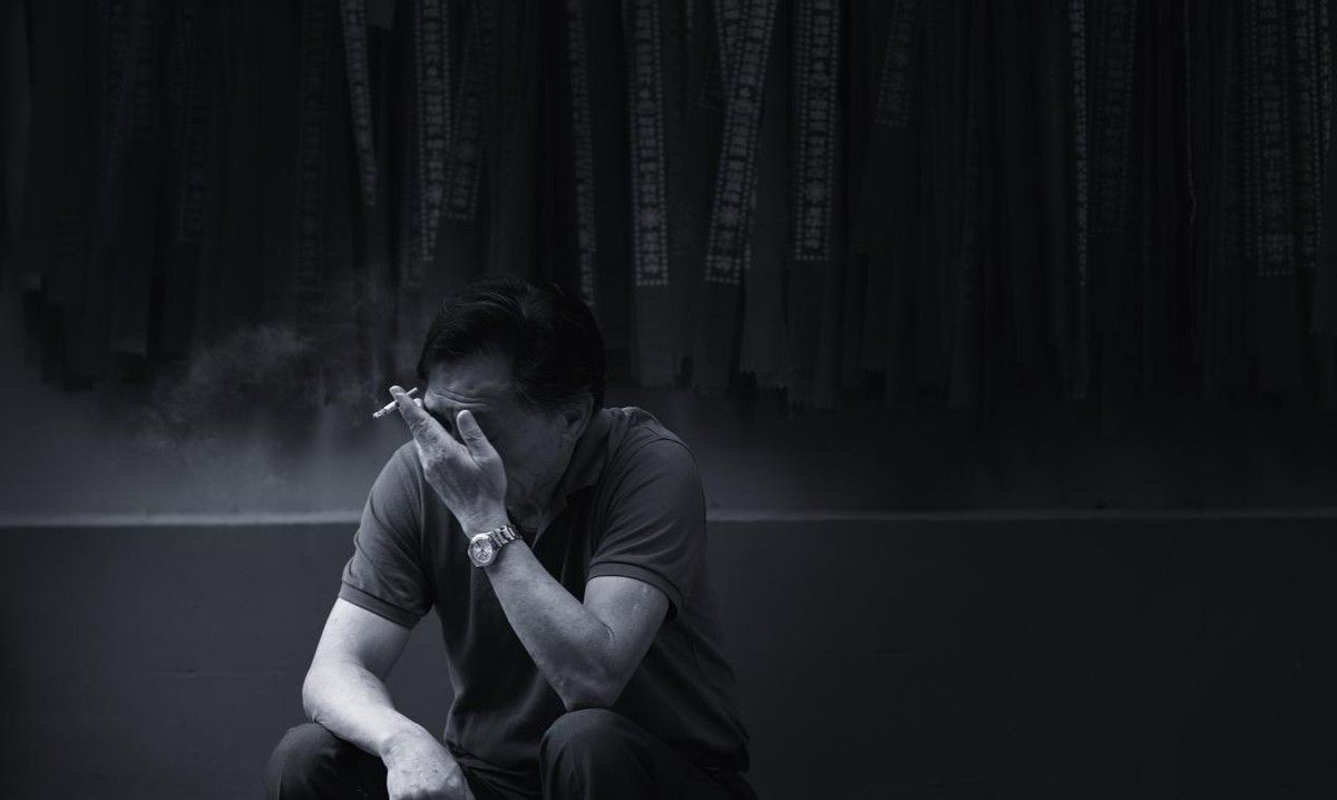 疲惫不堪的九零后无效吃饭无效睡眠我还能活到退休吗