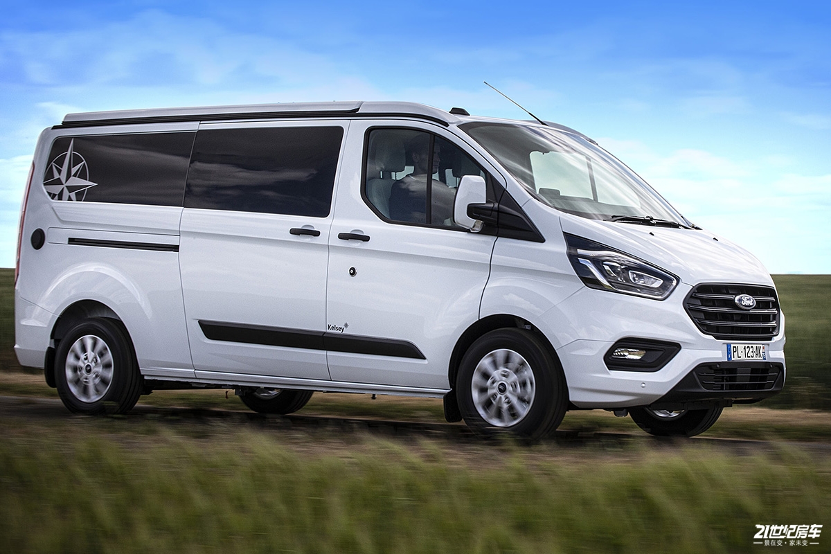 全新一代福特全顺加持,太抢眼!这款b型房车太适合2人使用