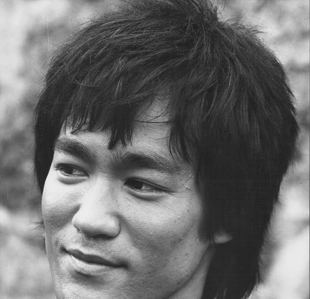 洪金宝向华强40年的恩怨竟是因为李小龙