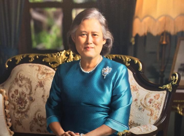 泰王的小妹:身患血友病遇两任渣男,如今瘫痪不能自理,落了队