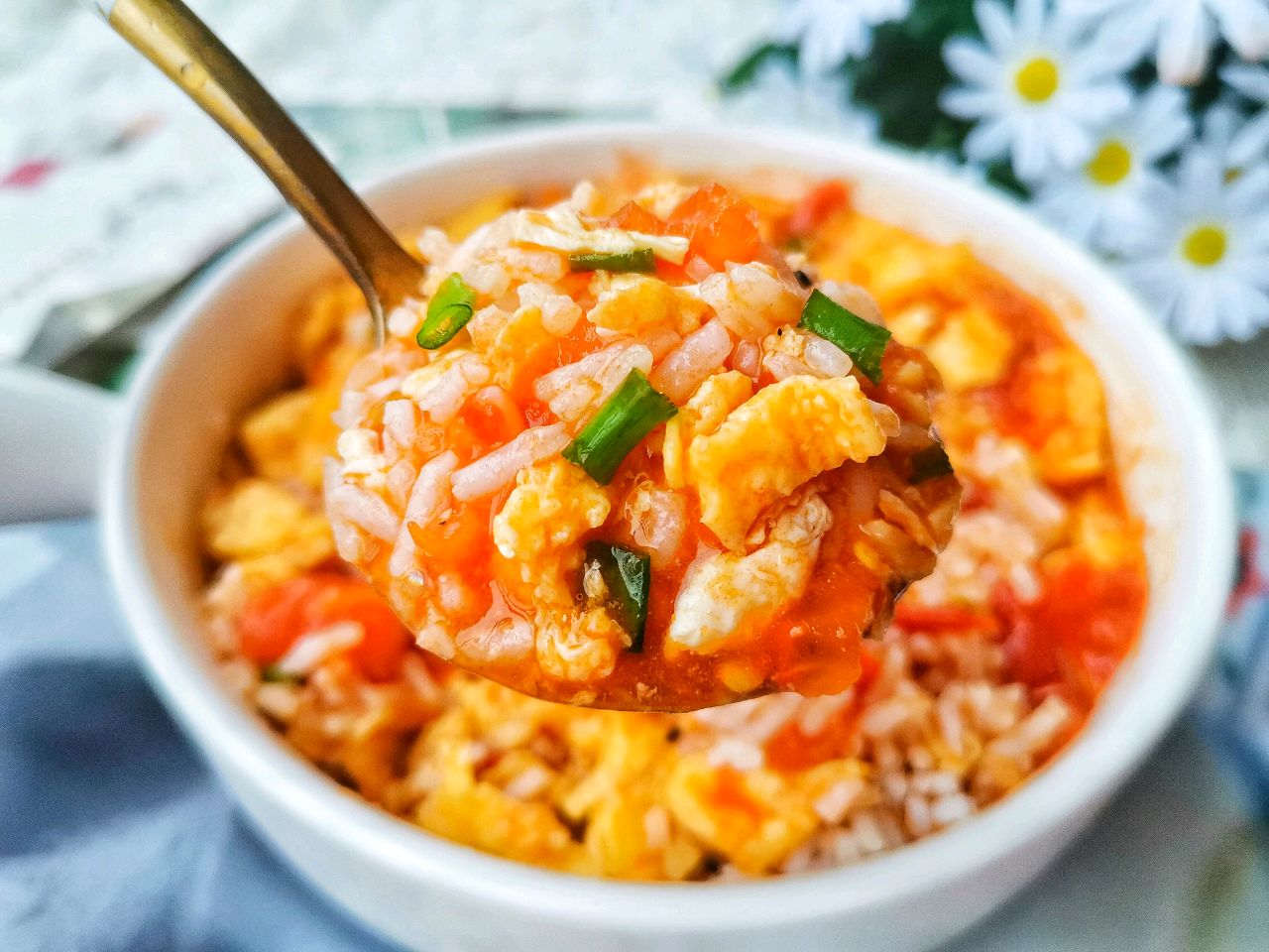 家常西红柿鸡蛋盖饭,做法简单,酸甜可口,太下饭了|西