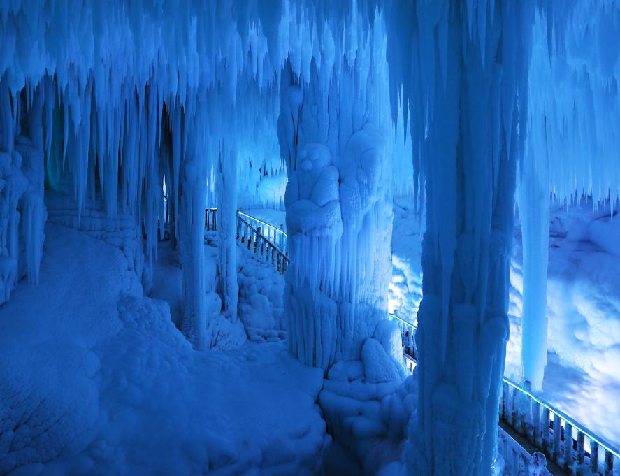 山西的神奇洞穴,洞内冰层300万年不化,是盛夏避暑的绝佳去处