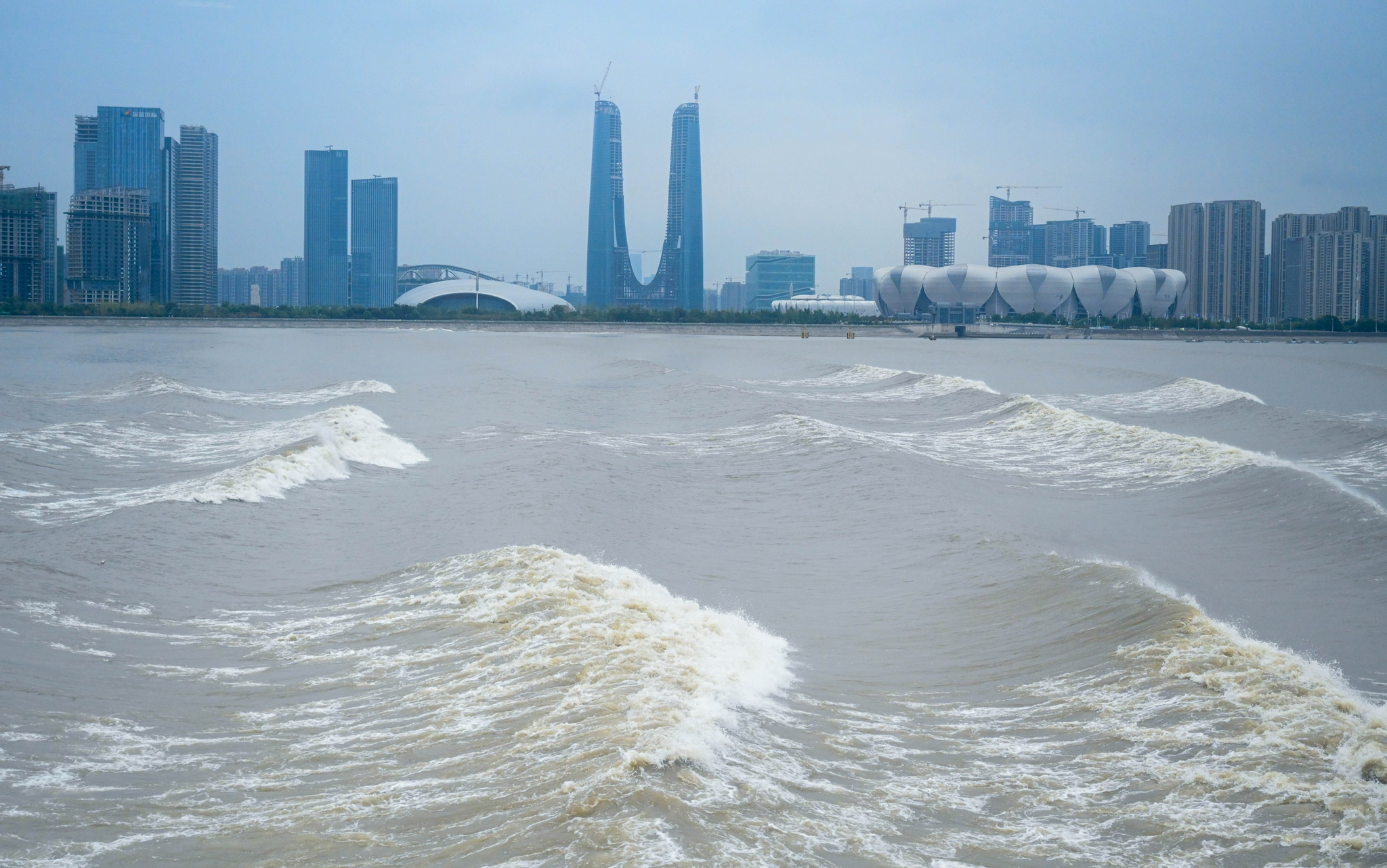 八月十八 大潮可期|杭州市|钱塘江_新浪新闻