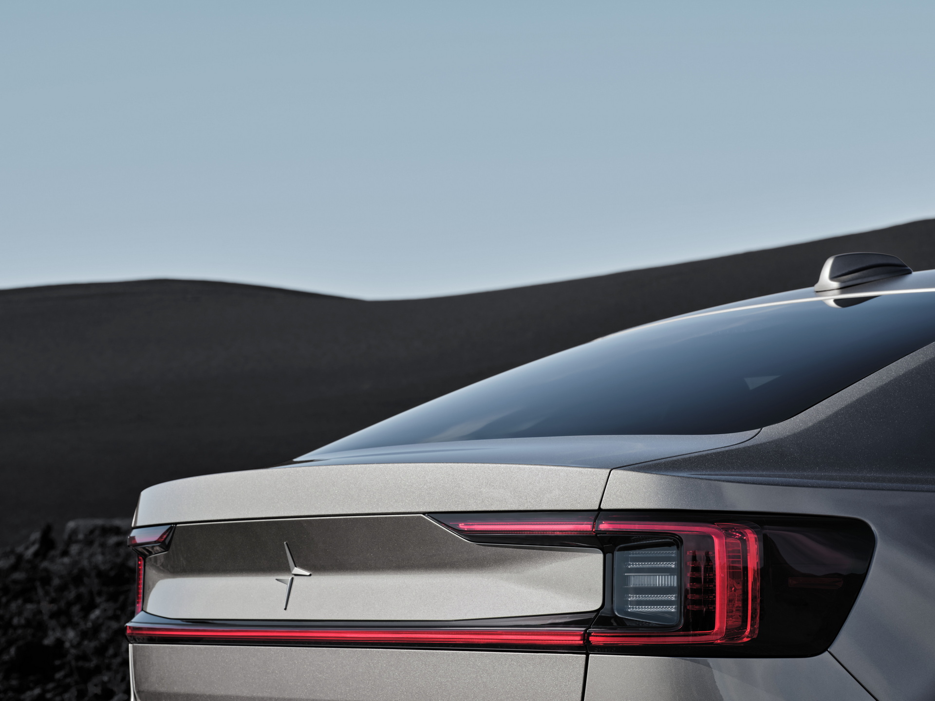 性价比更高 Polestar 2公布单电机版欧洲起售价