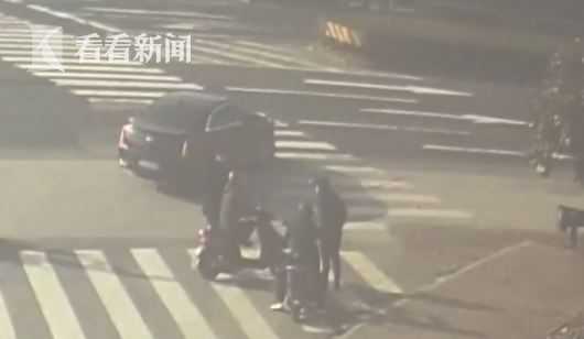 生意失败债台高筑 男子竟伙同表兄 “碰瓷”赚钱休闲区蓝鸢梦想 - Www.slyday.coM