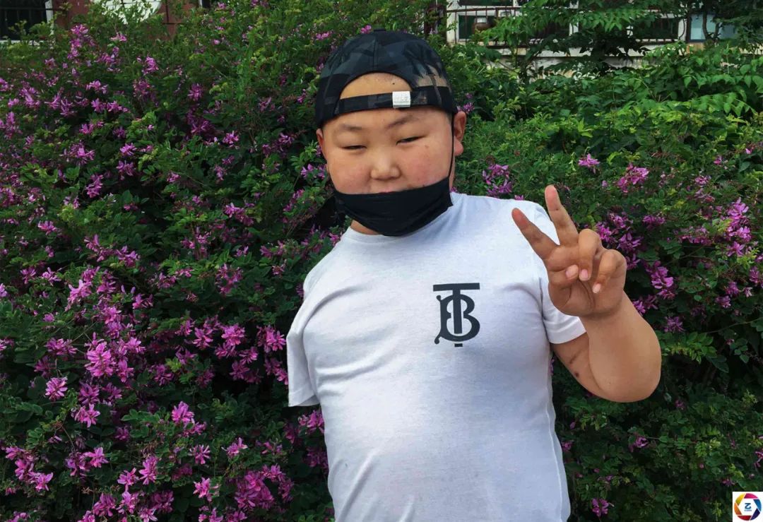 男孩右臂莫名疼痛,为了保命无奈截肢,谁知断臂后更大的悲剧来了休闲区蓝鸢梦想 - Www.slyday.coM 男孩右臂莫名疼痛,为了保命无奈截肢,谁知断臂后更大的悲剧来了休闲区蓝鸢梦想 - Www.slyday.coM